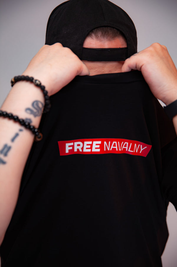 Free Navalny Limited Tee